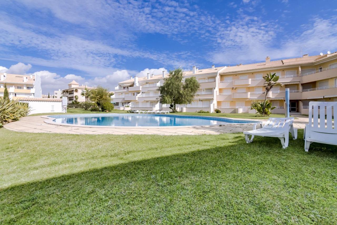 Amazing 1 Bedroom Apartment Near Marina Vilamoura Luaran gambar